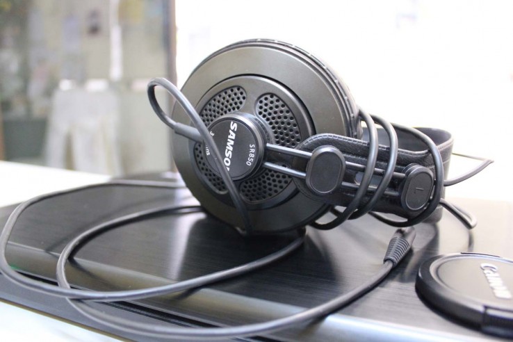 Samson SR850 Studio Headphones - Image 4